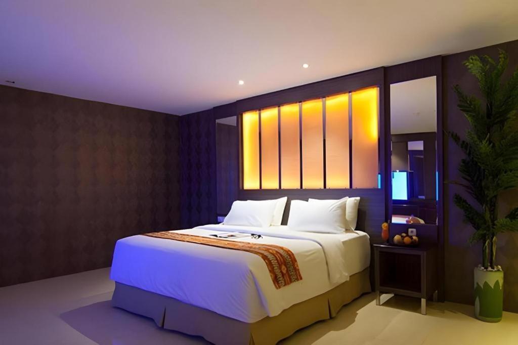 Aria Barito Hotel Banjarmasin  Exteriör bild