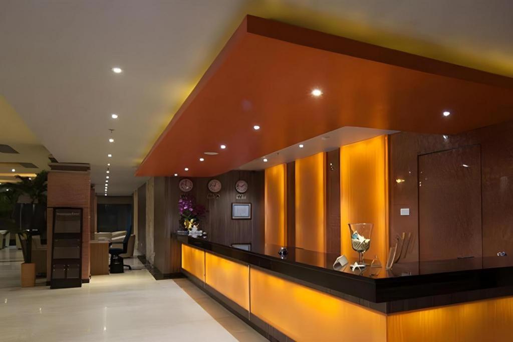 Aria Barito Hotel Banjarmasin  Exteriör bild