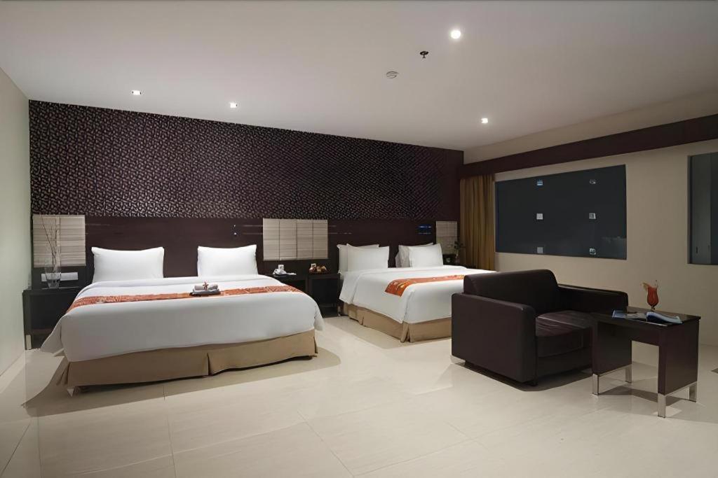Aria Barito Hotel Banjarmasin  Exteriör bild