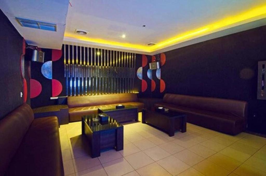 Aria Barito Hotel Banjarmasin  Exteriör bild