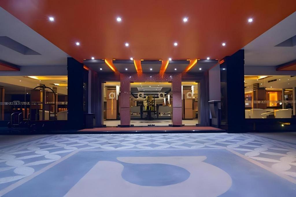 Aria Barito Hotel Banjarmasin  Exteriör bild