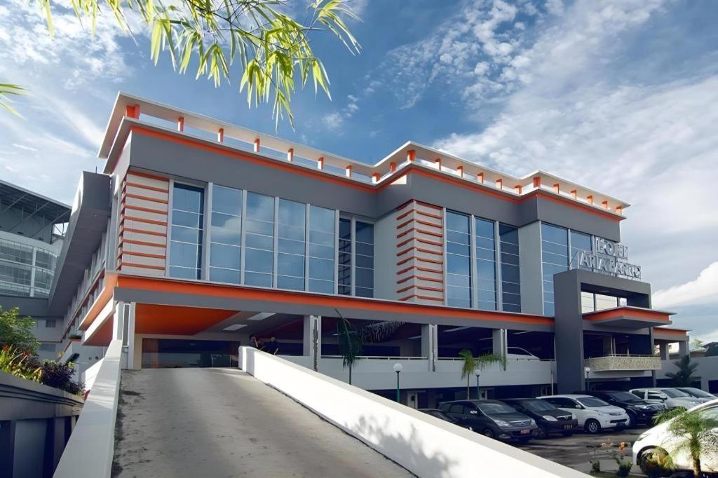 Aria Barito Hotel Banjarmasin  Exteriör bild
